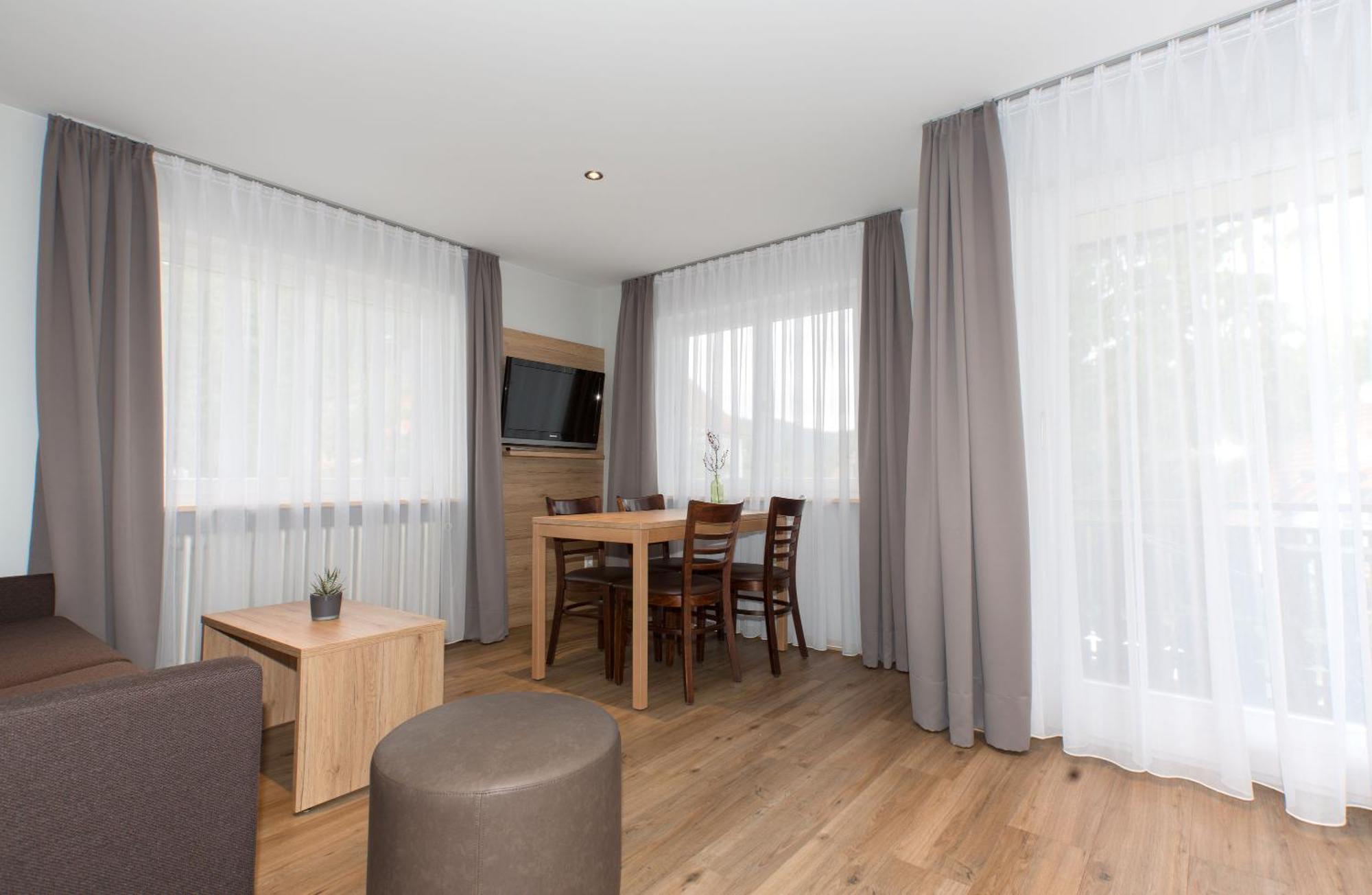 Appartements 'In Vino Veritas' Haslach im Kinzigtal Zewnętrze zdjęcie